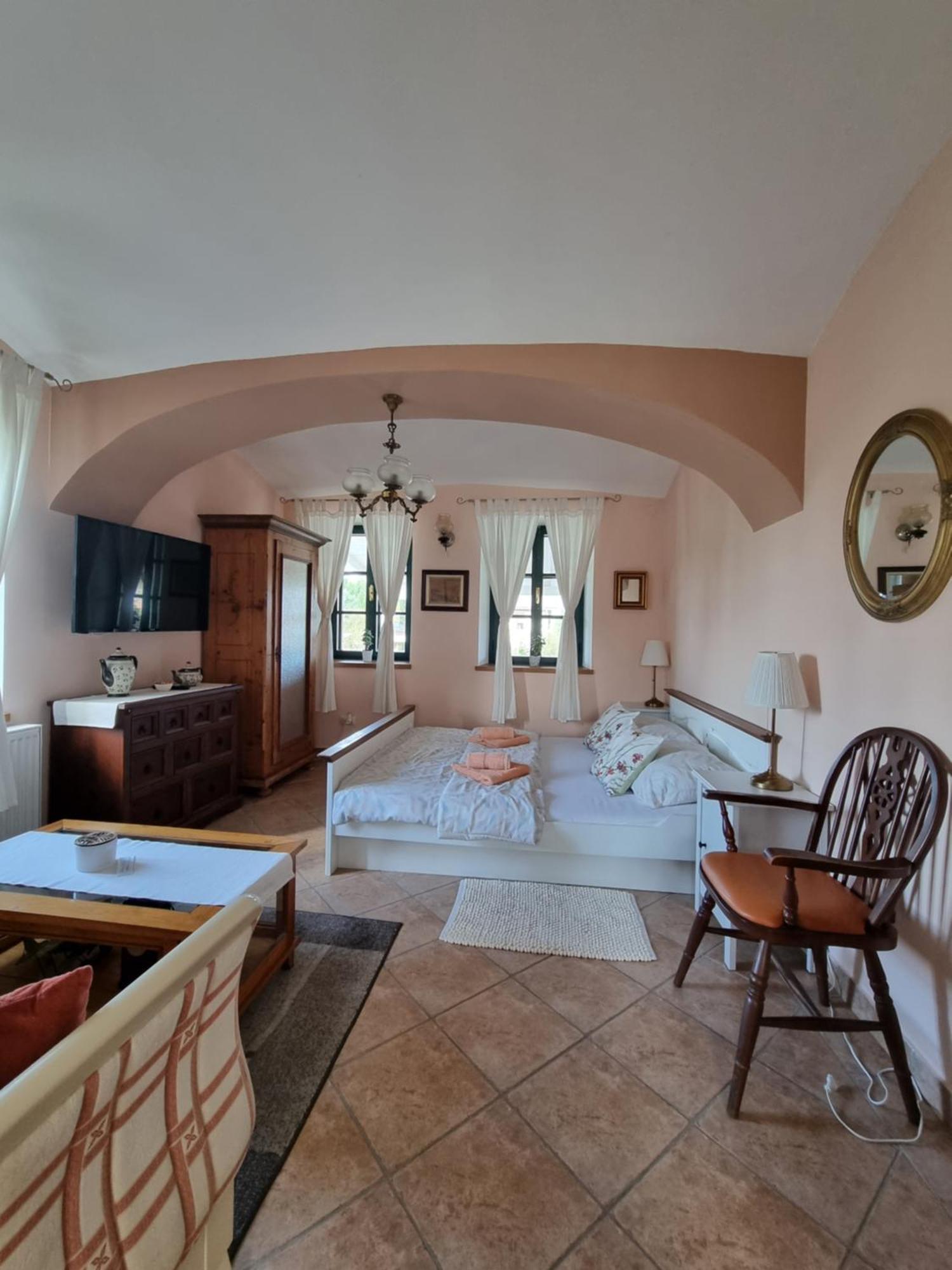 Taverna 1860 Rooms & Apartments Donja Zelina Camera foto